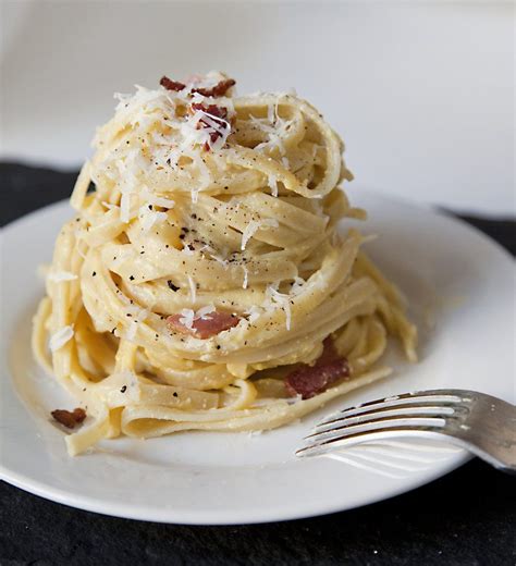 Creamy Pasta Carbonara .